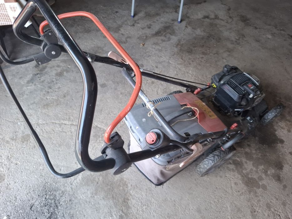 Masina tuns iarba Sterwins