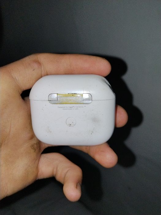 Продам наушники airpos 3