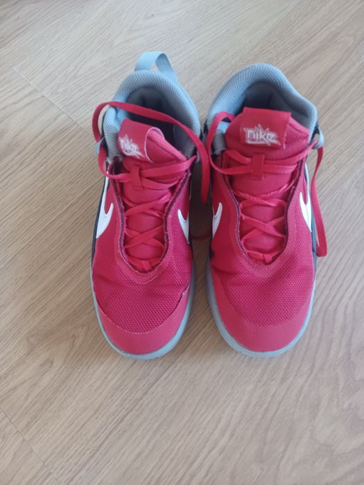 Баскетболни маратонки