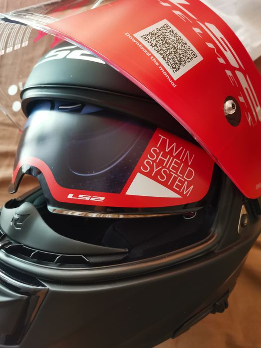 Каска за мотор LS2 Vector Evo