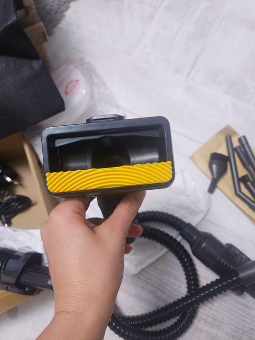 Aspirator Shark nou în cutie autonomie 50 minute