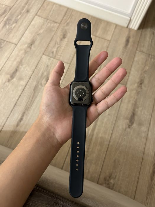 Apple watch 8 series