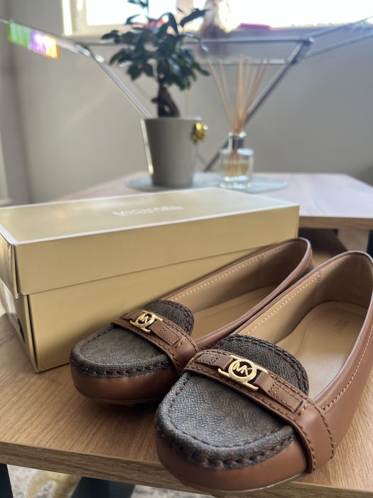 Балерини Michael Kors