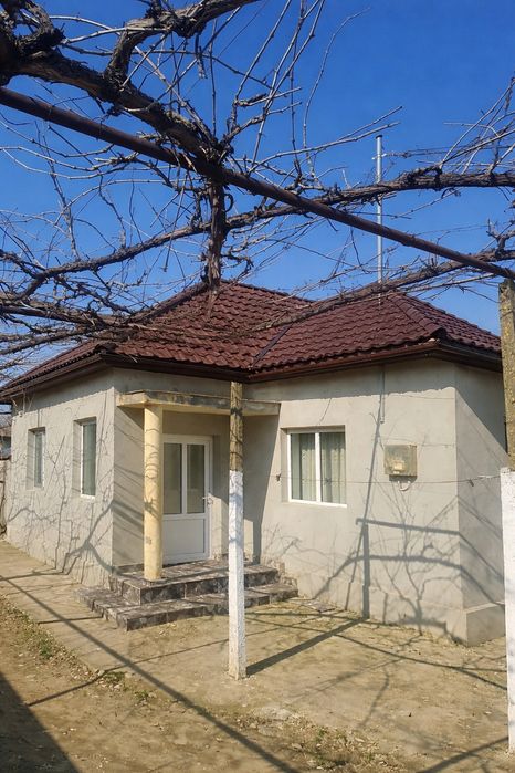 Discount la orice Montaj sau Reparatii și montaj acoperiș Montaj Acoperisuri – Reparatii acoperisuri – Mansardare – Dulgherie: 

Va punem la dispoziti