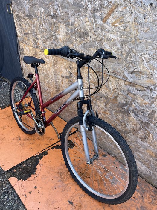Bicicleta cadru dama trojan roti 26”