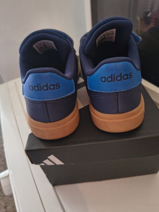 Маратонки Адидас 30 номер