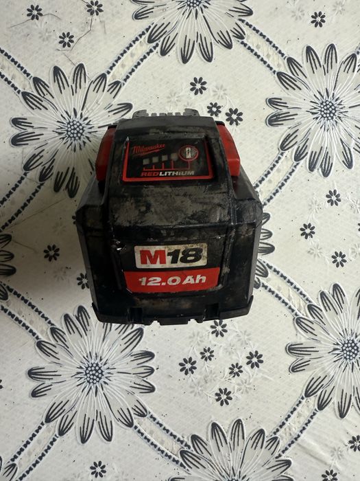 Акумулаторна батерия MILWAUKEE, M18 12,0 Ah, M18