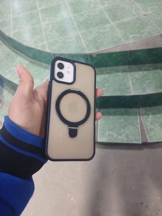 iphone 12 (obmengayam qzu boladi)