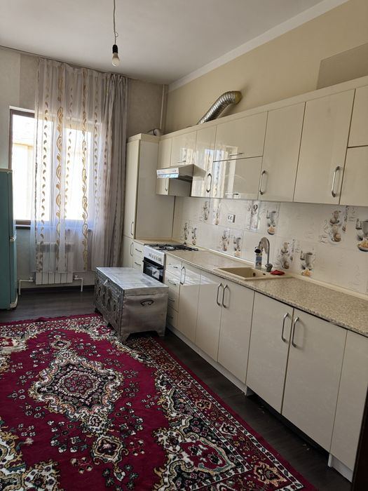 3 Xonali kvartira arendaga beriladi