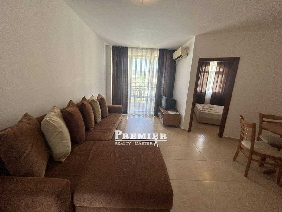 Продава се Двустаен апартамент в к.к. Слънчев бряг - 61 кв.м за 1099 €/кв.м - Снимка #4