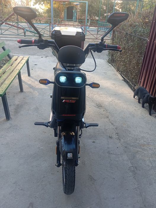 Электраскутер новый