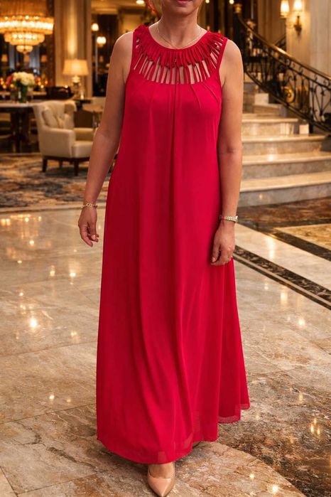 червена дълга официална лятна рокля със заплетено деколте луксозна