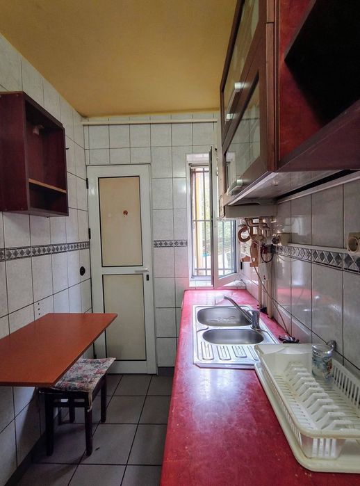 Închiriez ap, zona Ostirii