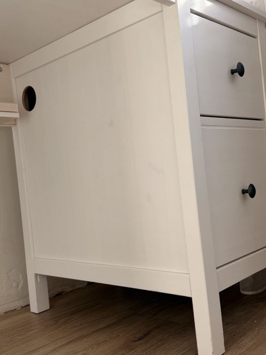 Письменный стол IKEA
