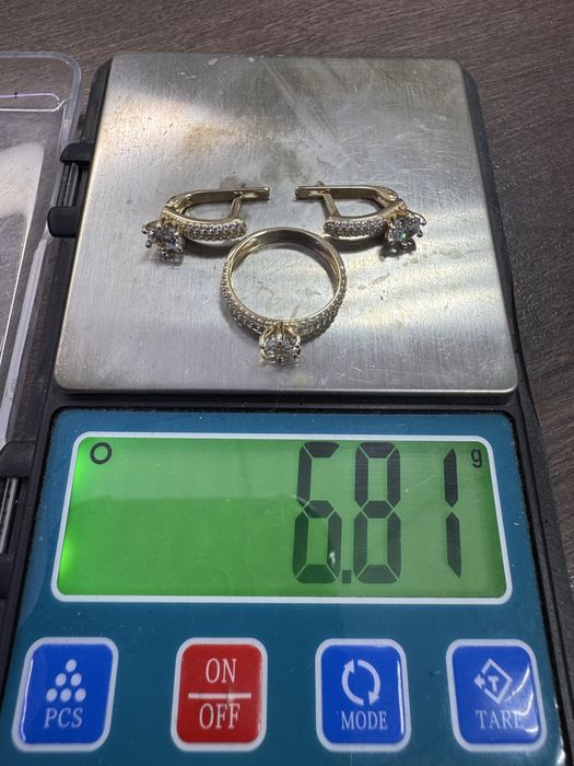 Продам набор 585 пробы