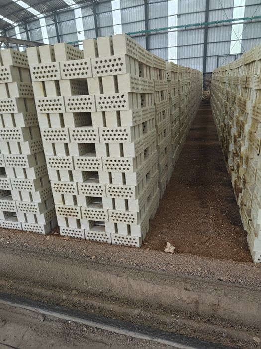 Кирпич Gisht uzb