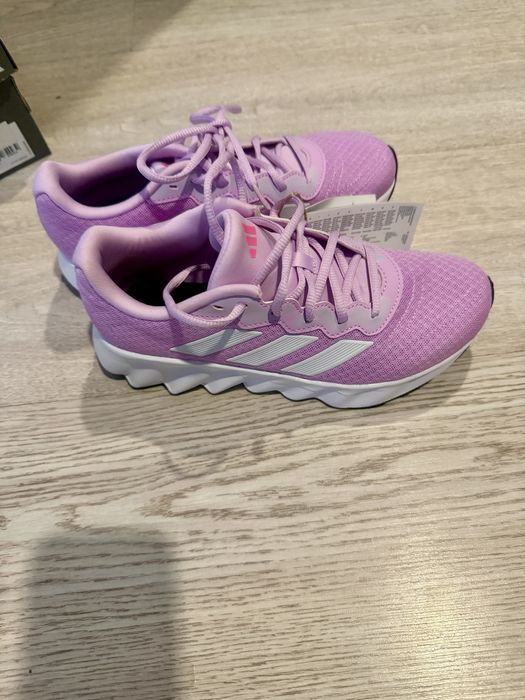 Adidasi adidas noi 37