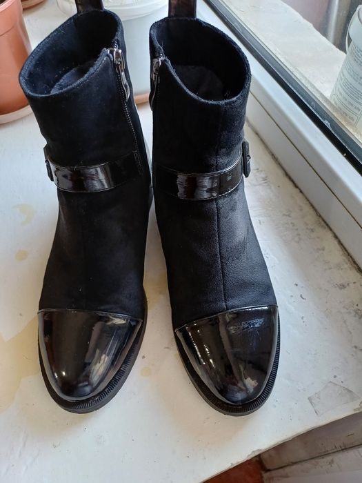 Демисезонные ботинки