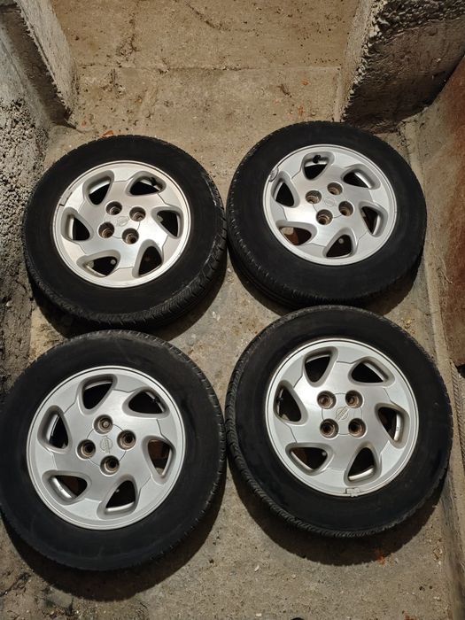 Алуминиеви джанти 14 цола 4по100 оригинални нисан