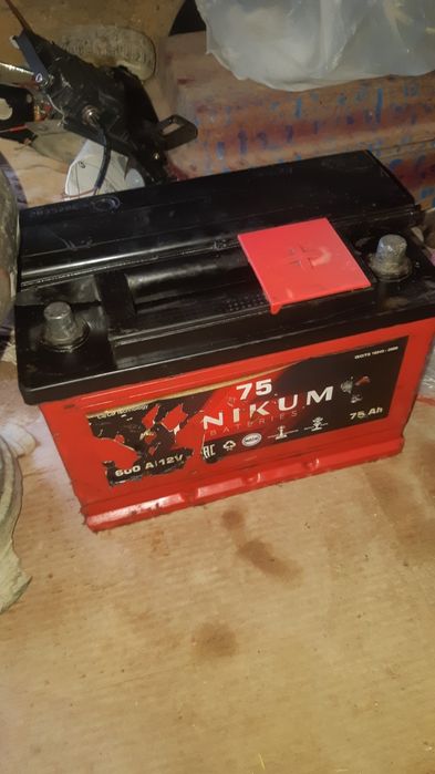 Аккумулятор сатылады.