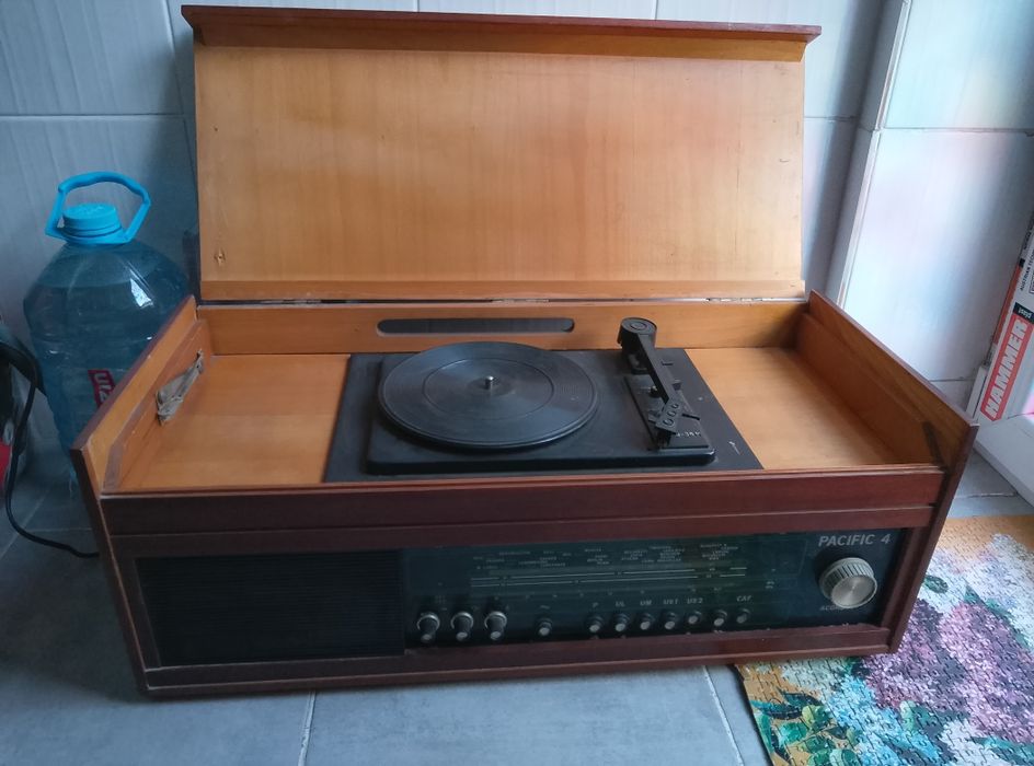 Radio romanesc  Pacific 4