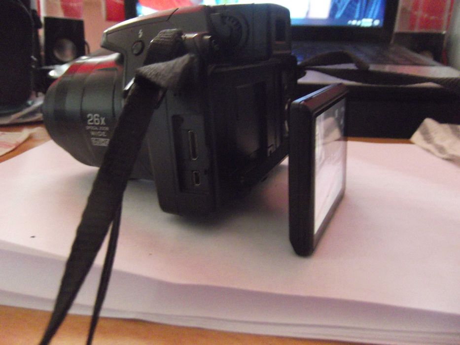 Imprimante/Scanere,Monitoare aparat Nikon monitor rabatabil si Canon