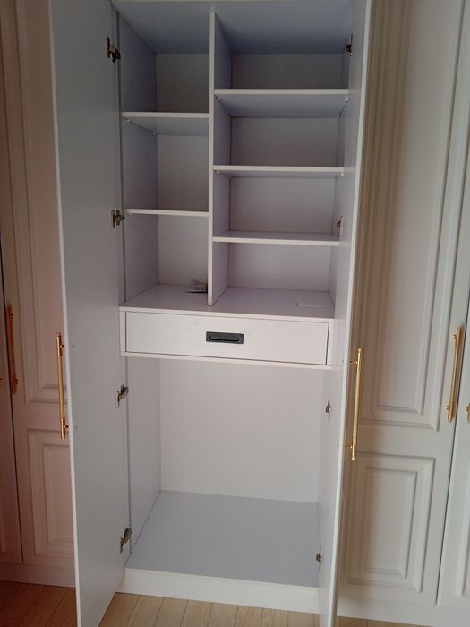 Мебел на заказ кухнний прихожка