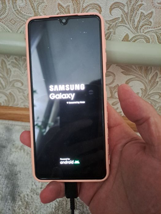 Продаетсья Самсунг