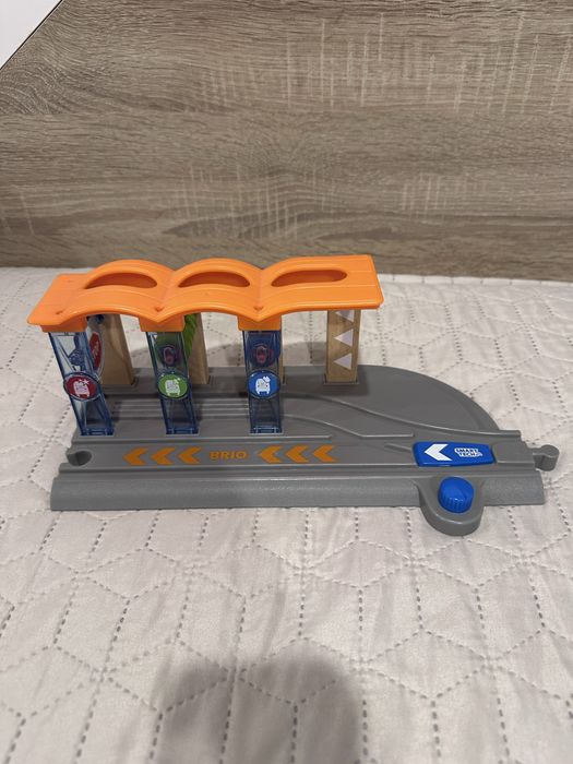 Дървени аксесоари за игра с влакчета и релси