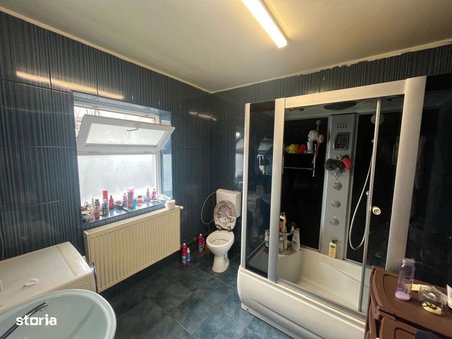 Casa complet mobilata si utilata, 468 mp teren, Bariera Valcii - zona