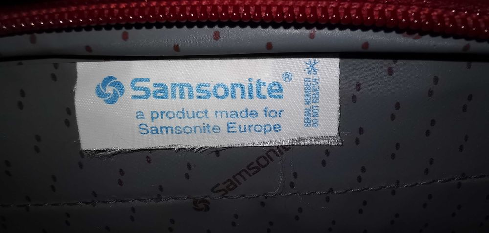 Чанта за кръст (тип банан) Samsonite