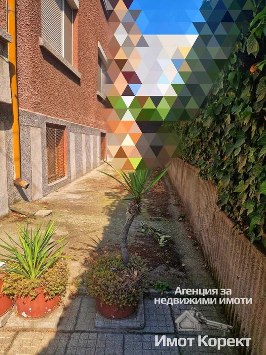 Имот Корект продава Етаж от къща и Гараж, ЦГЧ, Асеновград