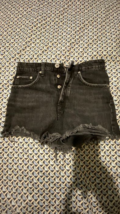 Къси панталони ZARA