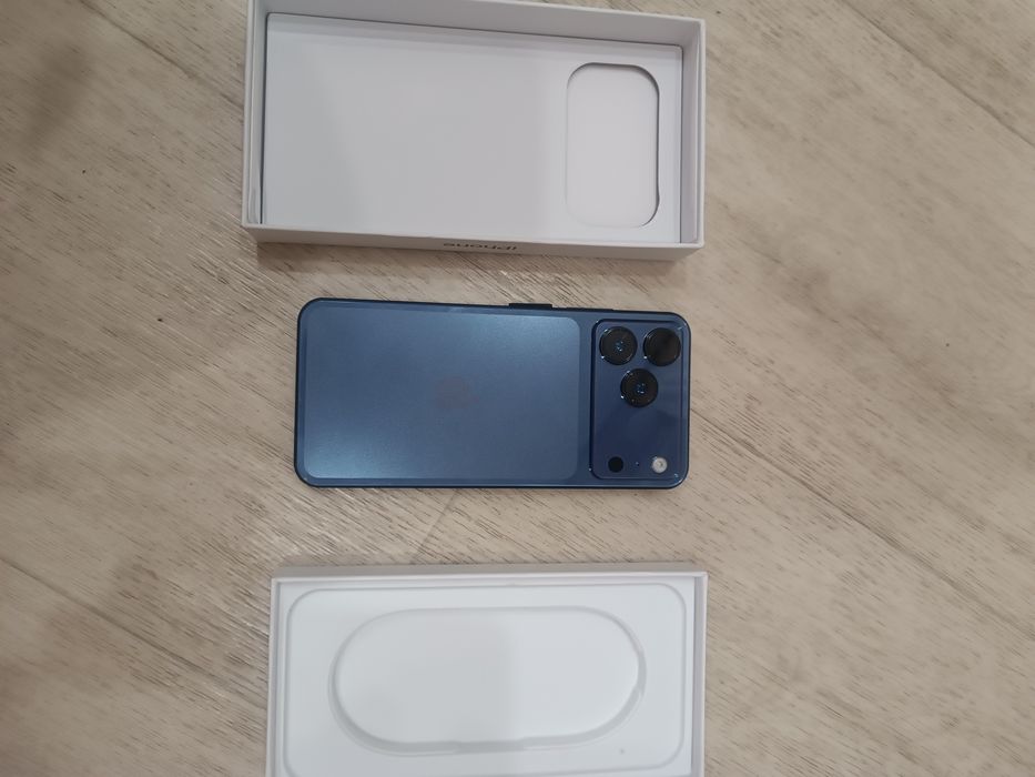 Продается китайский айфон.