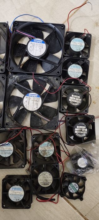 Lot de 15 ventilatoare axiale Ebmpapst, NMB, Sunon la 24V