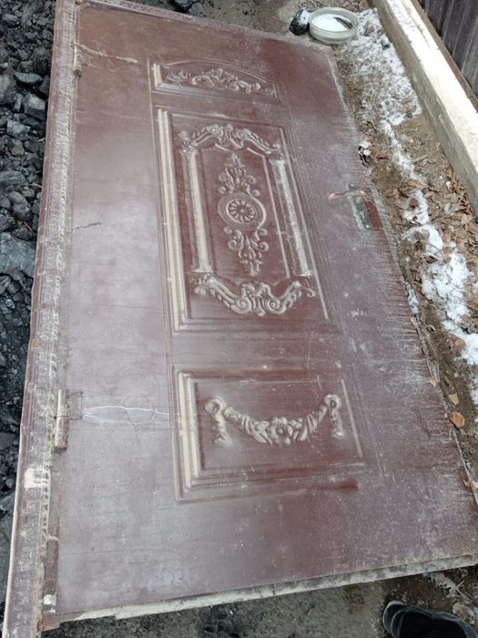 темир.  есиктиер.