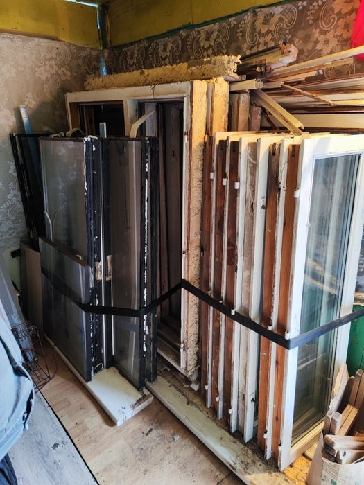 Продам оконные  рамы со стеклопакетом