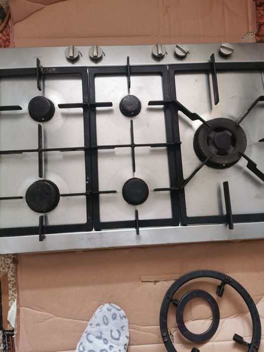 Plita incorporabila pe gaz 5 ochiuri..