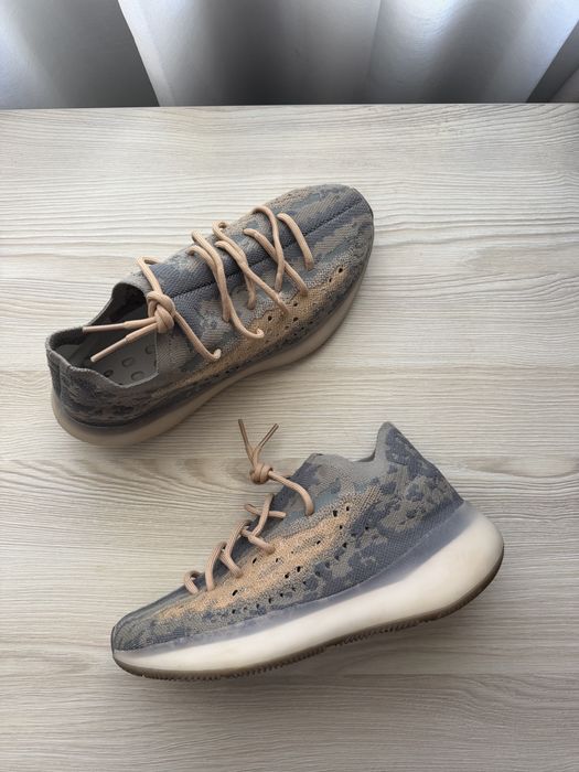Yeezy boost 380