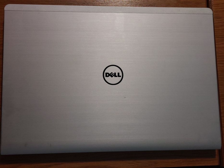 Laptop Dell 17.3 Pentium 3558U 1,7Ghz, 8GB 500GB, Intel HD, Baterie Noua Win10 Office 2024