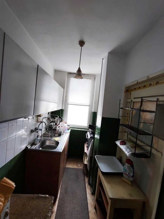 Продажба на тристаен тухлен апартамент  в квартал Младост