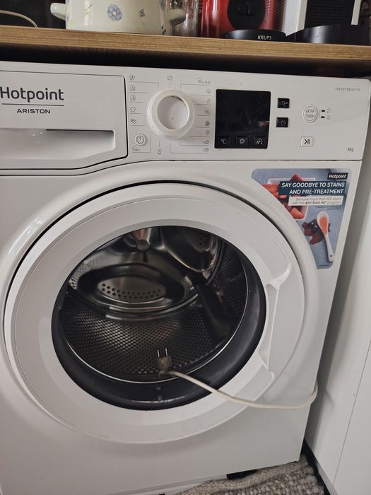 Пералня Hotpoint ariston