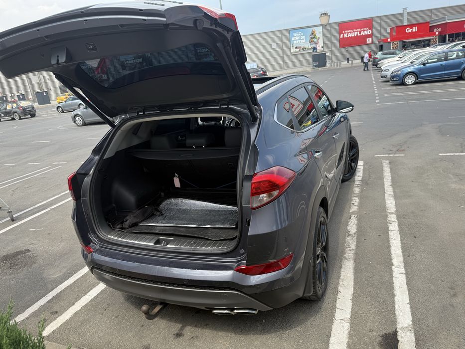 Hyundai Tucson 2.0 crdi 6AT Luxury + 185CP