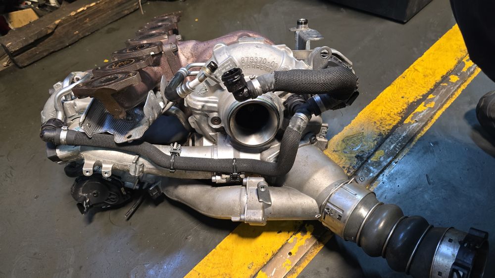 Bi-Turbo Bmw 4.0  D B57D30B Cod 8596253 Cod 8596255