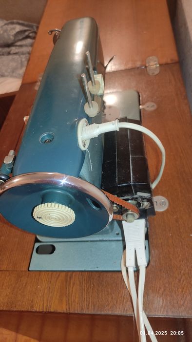 Швейная машинка Чайка-2