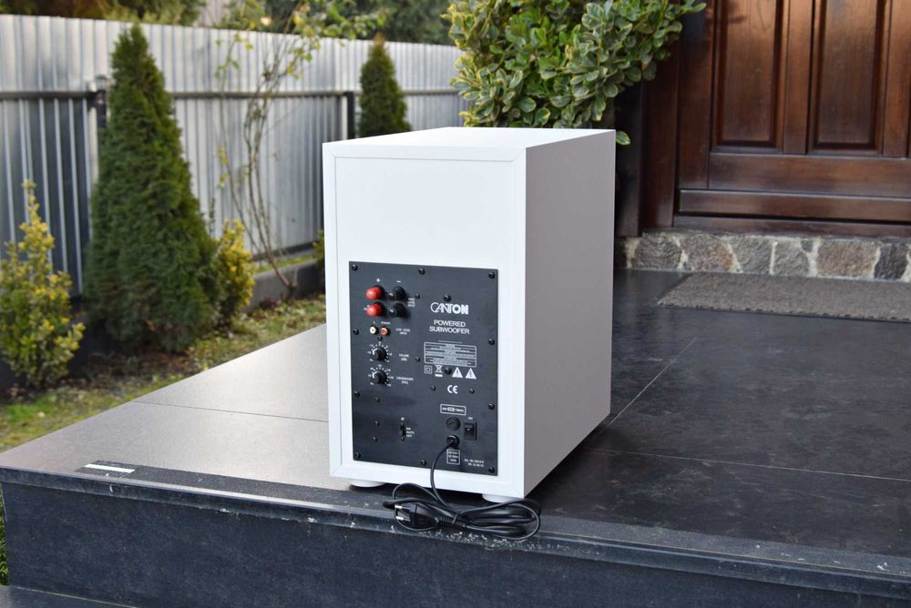 Subwoofer activ Canton M 240