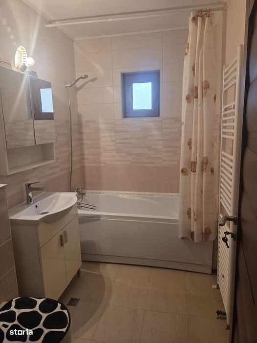 Apartament de vanzare 2 camere Targu Jiu