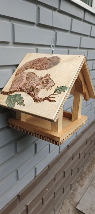 Кормушка для птиц