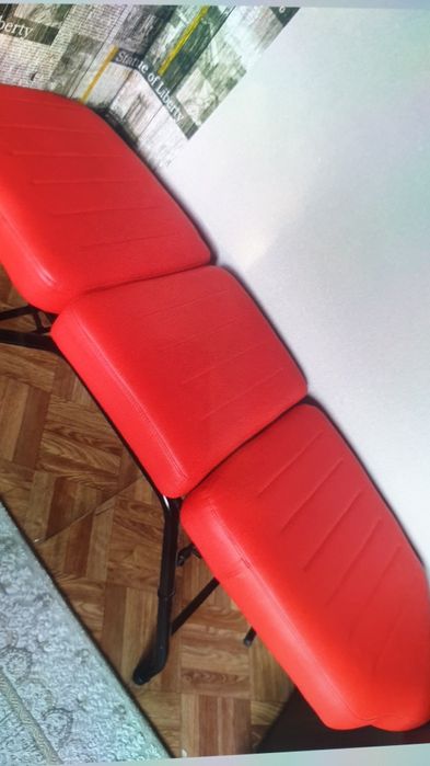 Продам   кушетка.