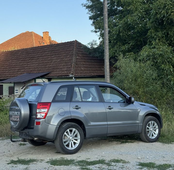 Suzuki Grand Vitara/1.9DDiS/4x4/Diff-lock/2010/absolut impecabil !